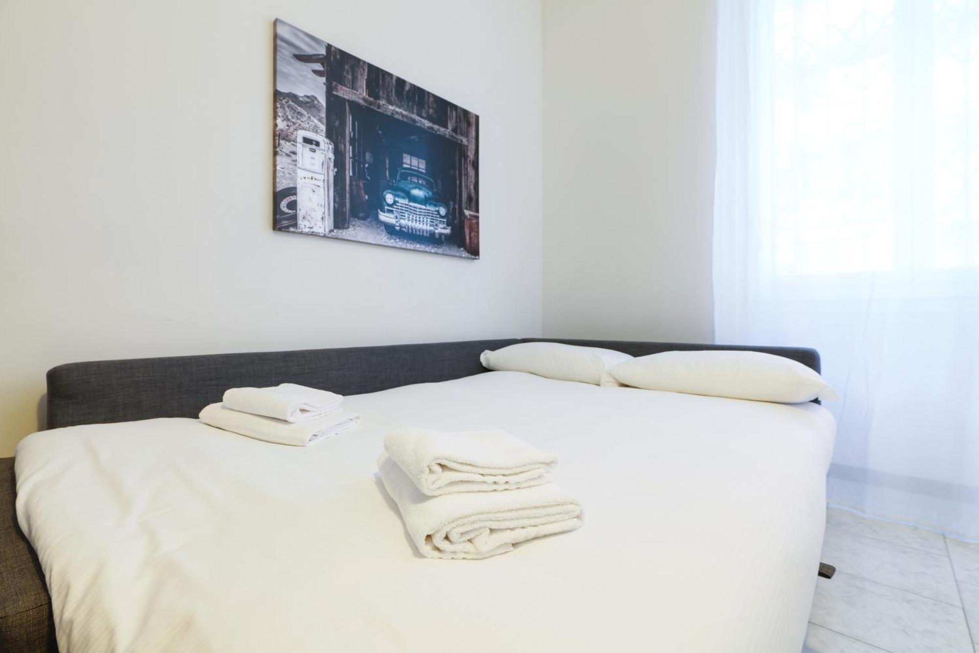 Appartement Primopiano - Brenta à Milan Extérieur photo